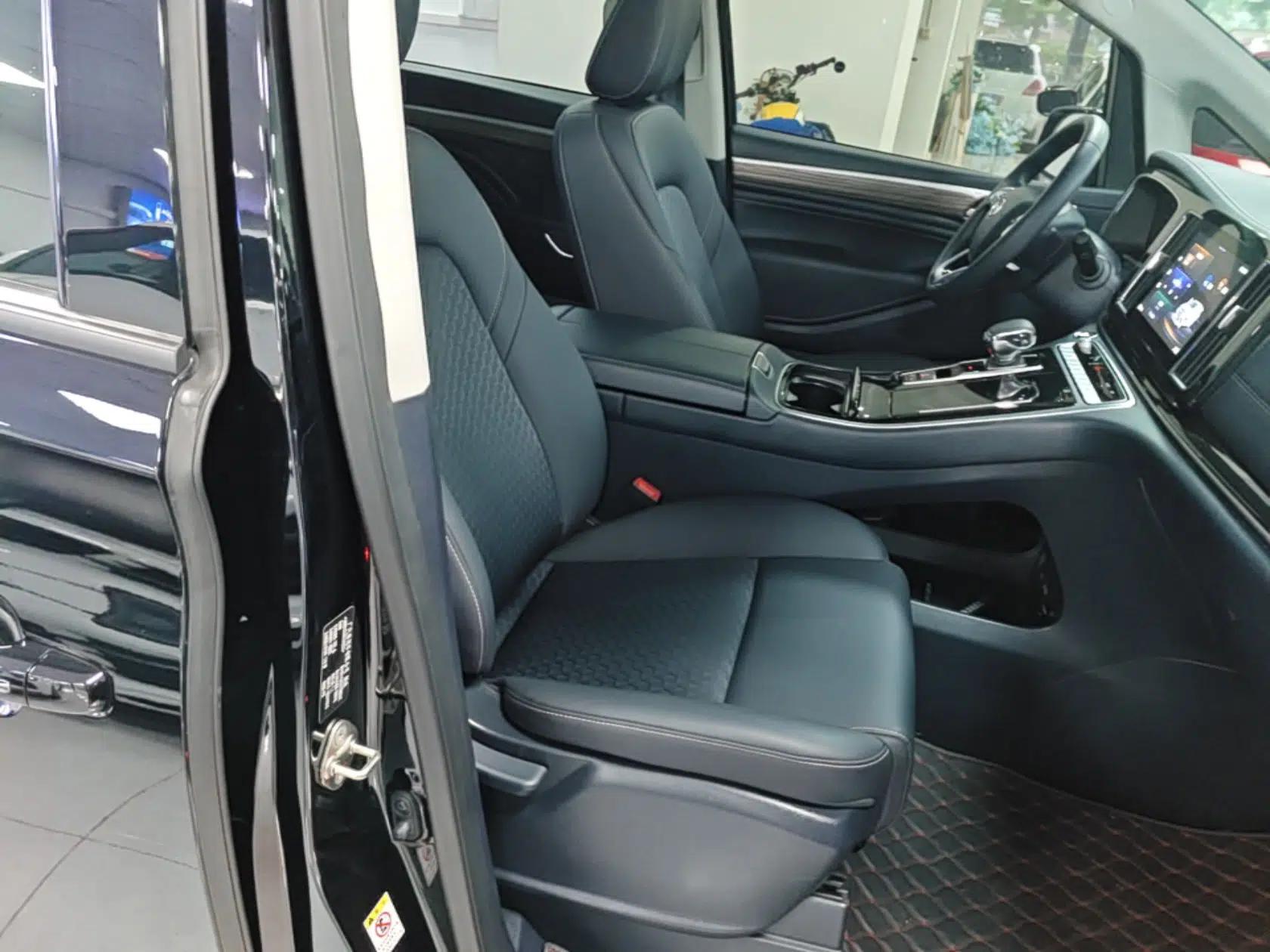 GAC Trumpchi M8 2024 Lingxiu Series 390T Luxury Edition — миниатюра 19