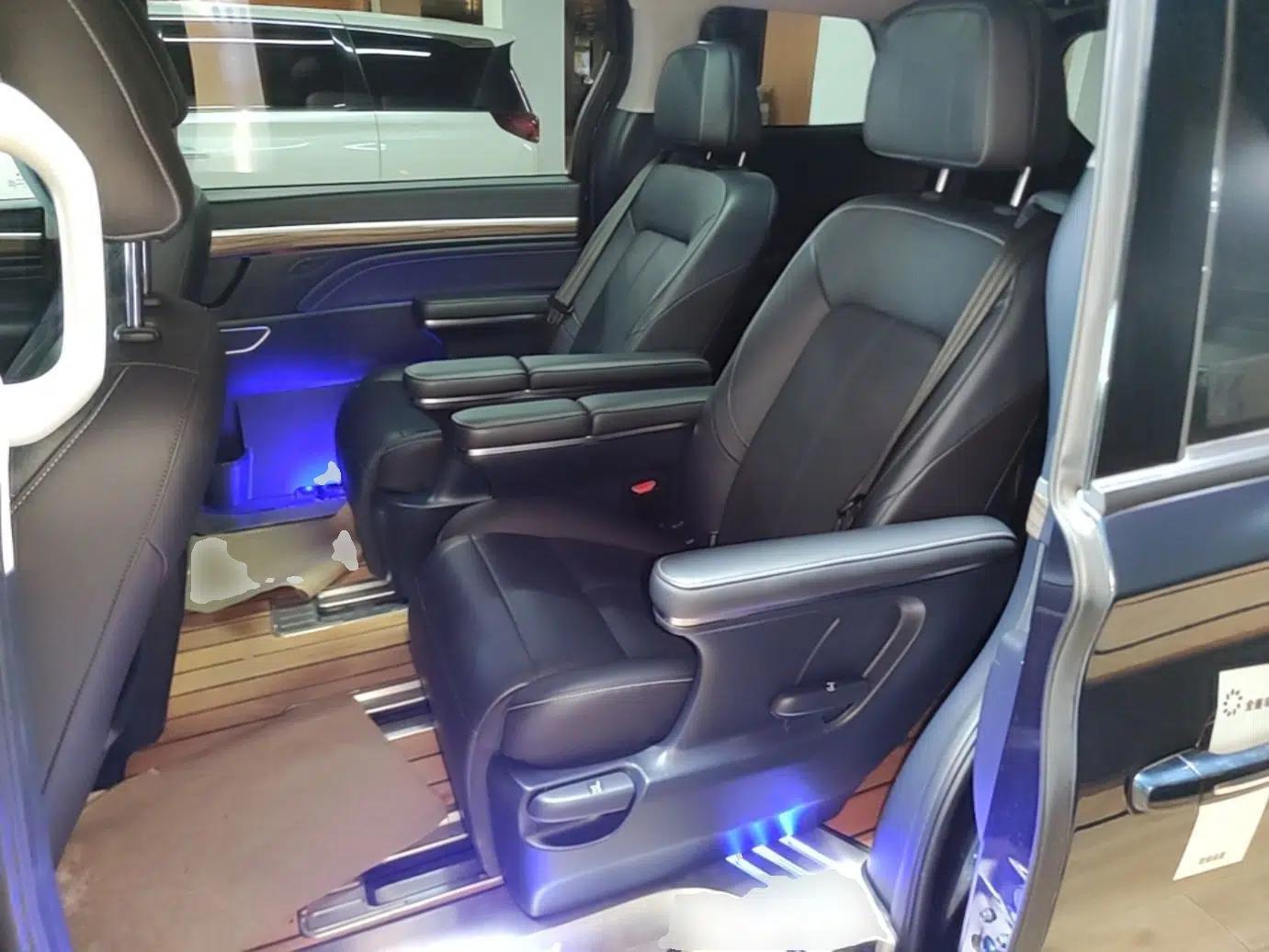 GAC Trumpchi M8 2021 Lingxiu Series 390T Deluxe Edition — миниатюра 20