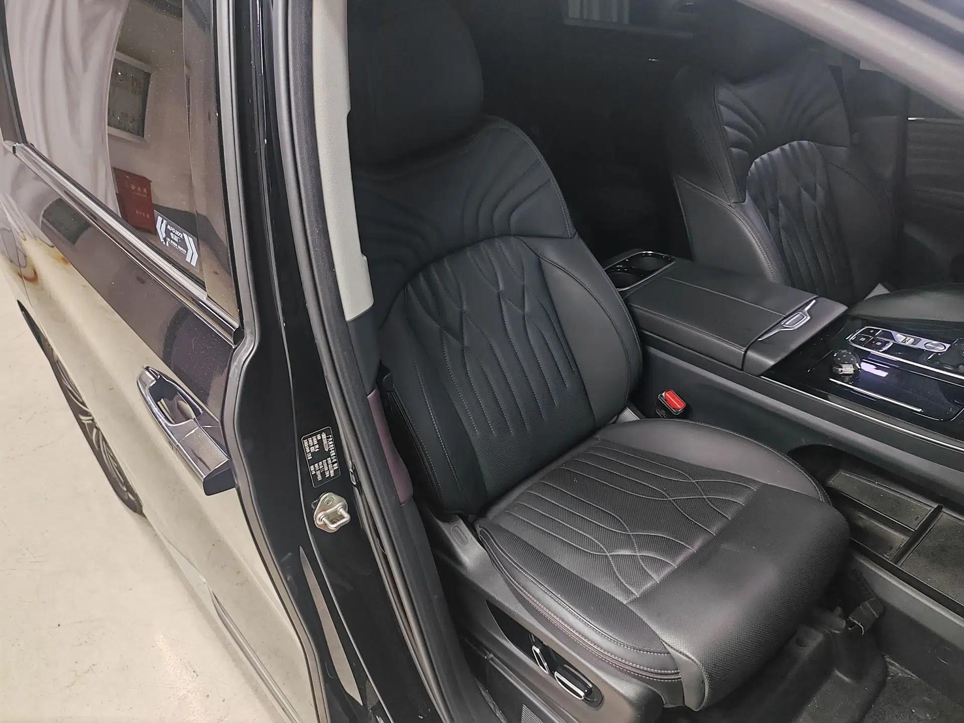 GAC Trumpchi M8 2024 Master Series 400T Ultimate Edition — миниатюра 19