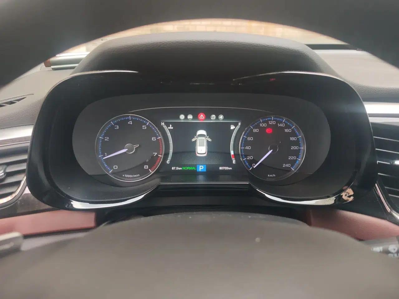 GAC Trumpchi GS8 2017 320T Two-Wheel Drive Luxury Smart Connectivity Version (7 Seats) — миниатюра 11