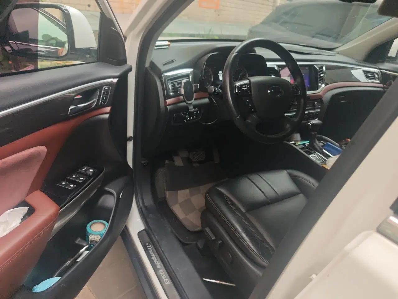 GAC Trumpchi GS8 2017 320T Two-Wheel Drive Luxury Smart Connectivity Version (7 Seats) — миниатюра 16