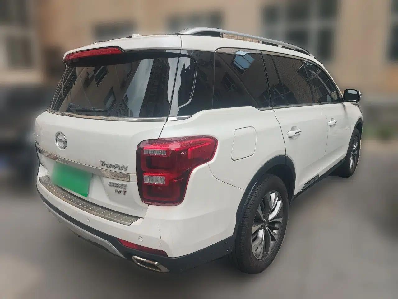 GAC Trumpchi GS8 2017 320T Two-Wheel Drive Luxury Smart Connectivity Version (7 Seats) — миниатюра 6