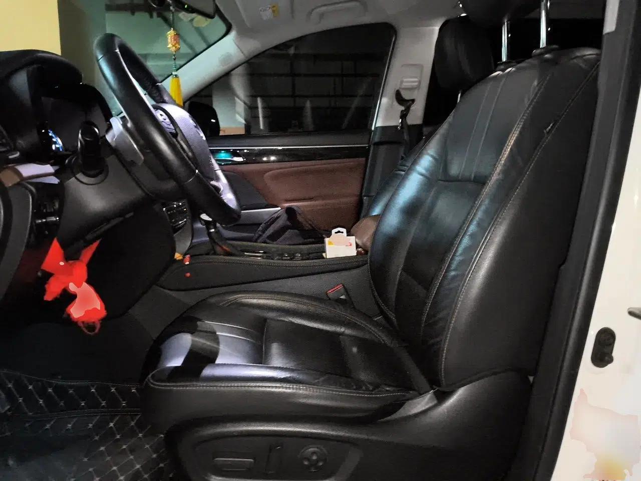 GAC Trumpchi GS8 2017 320T Two-Wheel Drive Luxury Smart Connectivity Version (7 Seats) — миниатюра 15