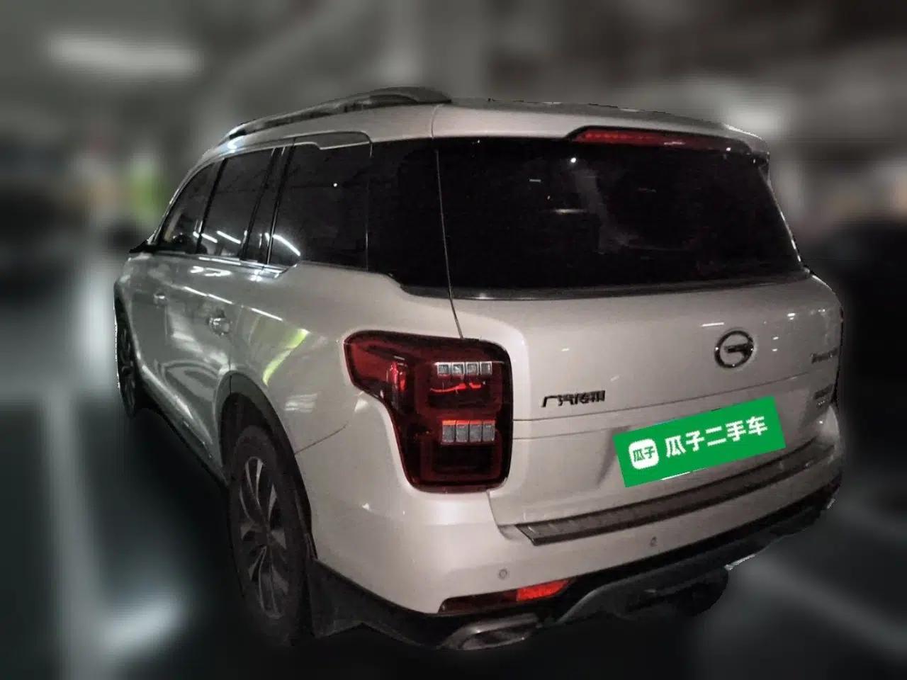 GAC Trumpchi GS8 2017 320T Two-Wheel Drive Luxury Smart Connectivity Version (7 Seats) — миниатюра 4