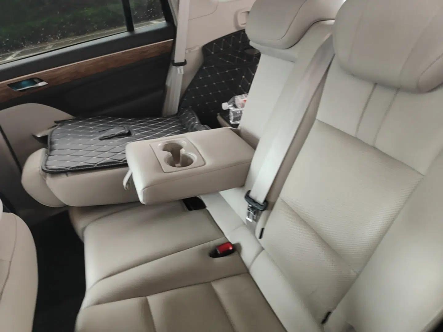 GAC Trumpchi GS8 2017 320T Two-Wheel Drive Luxury Smart Connectivity Version (7 Seats) — миниатюра 20