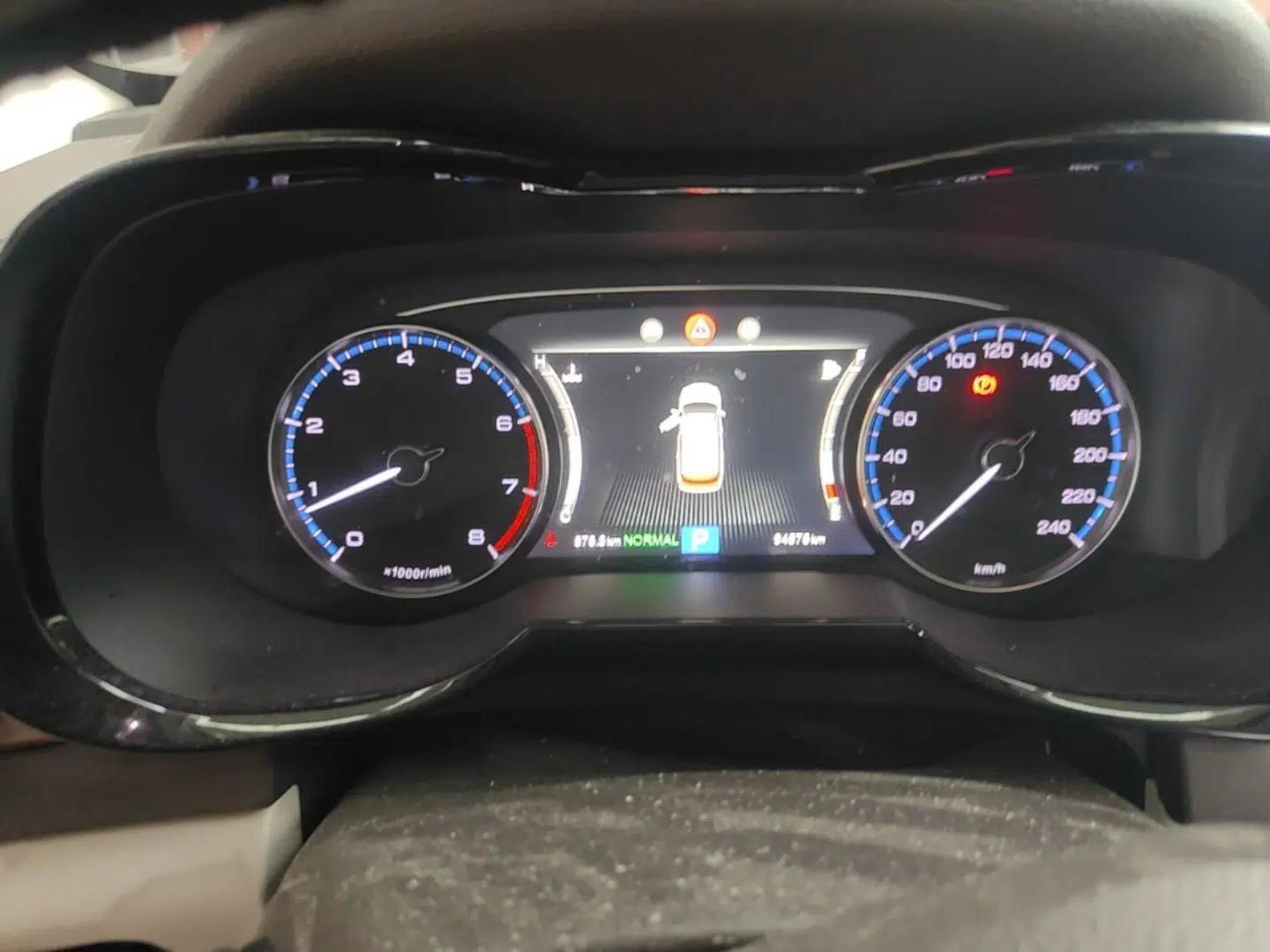 GAC Trumpchi GS8 2017 320T Two-Wheel Drive Luxury Smart Connectivity Version (7 Seats) — миниатюра 10