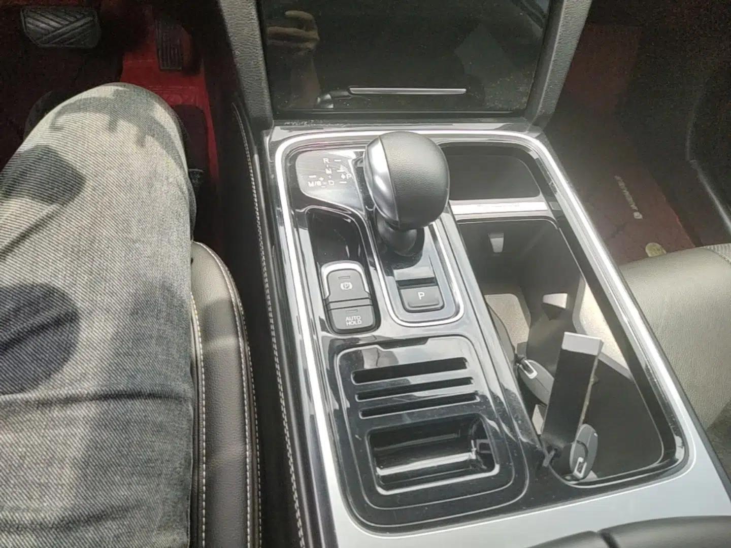 GAC Trumpchi GS8 2020 390T Two-Wheel Drive Luxury Smart Connectivity Version (7 Seats) — миниатюра 16