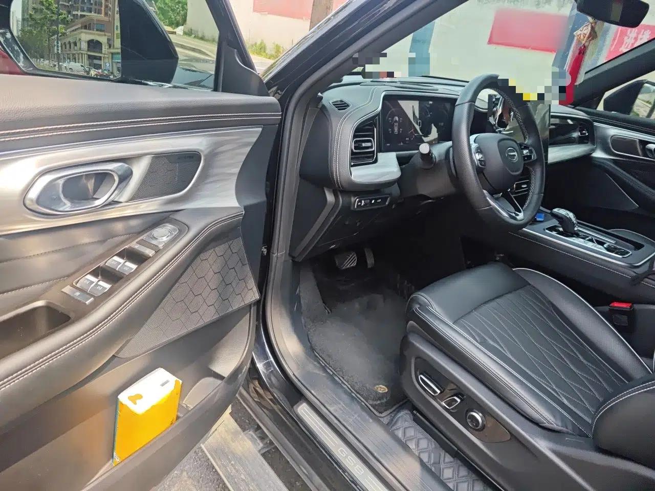 GAC Trumpchi GS8 2024 Linghang Series 2.0 TGDI Four-Wheel Drive Luxury Smart Connectivity Version — миниатюра 16