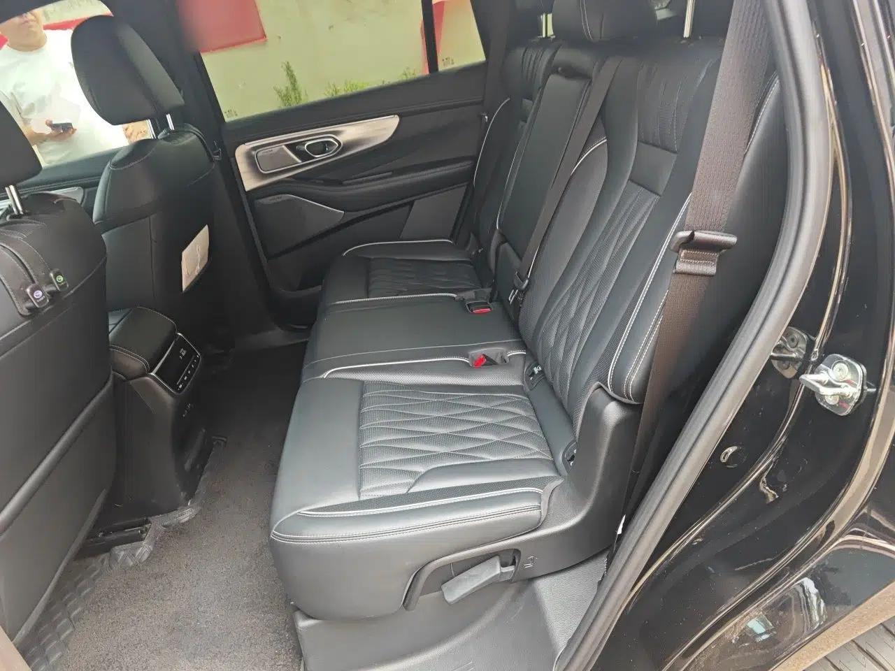 GAC Trumpchi GS8 2024 Linghang Series 2.0 TGDI Four-Wheel Drive Luxury Smart Connectivity Version — миниатюра 17