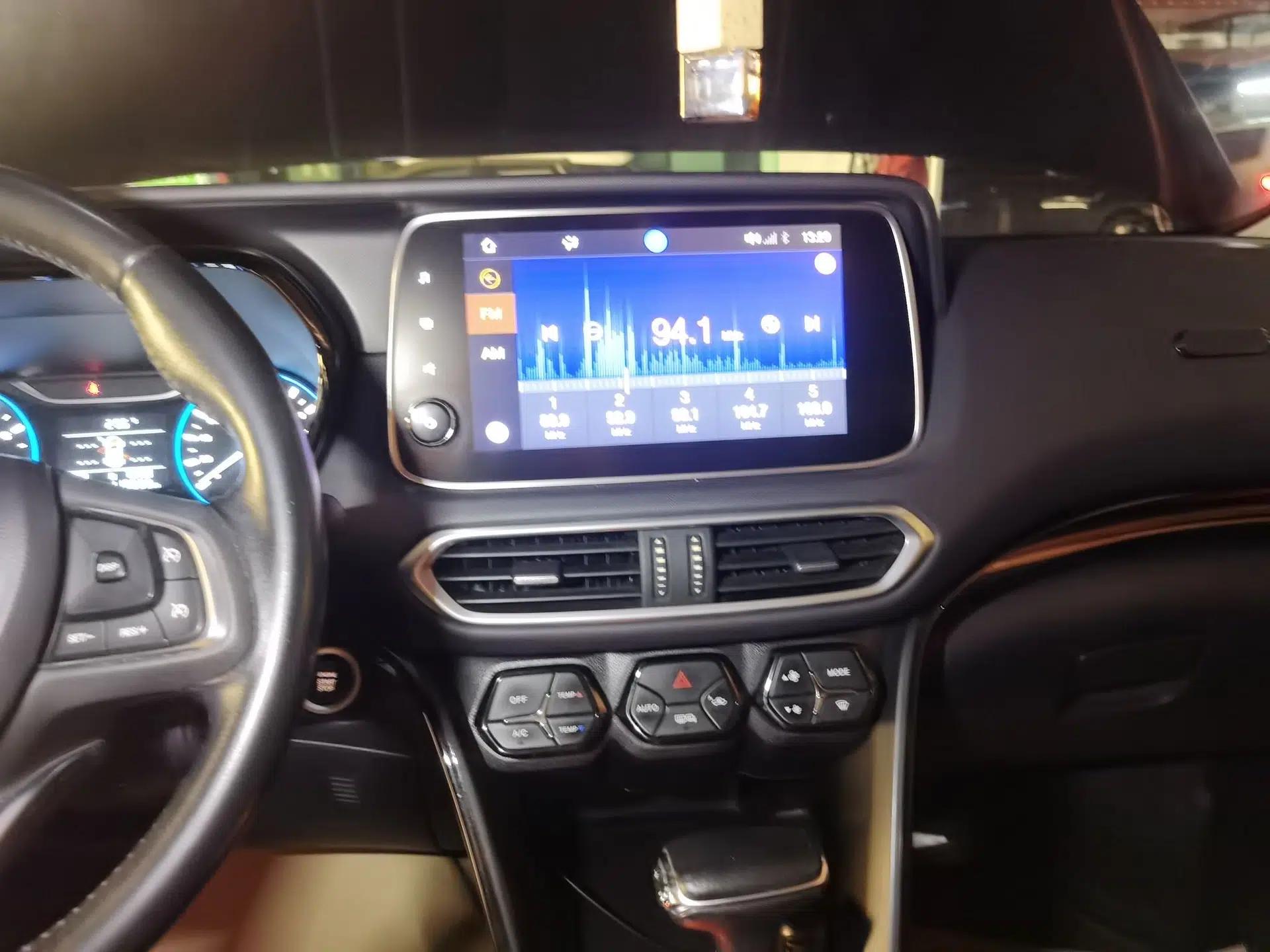 GAC Trumpchi GS4 2018 235T Automatic Two-Wheel Drive Luxury Smart Connectivity Version — миниатюра 13