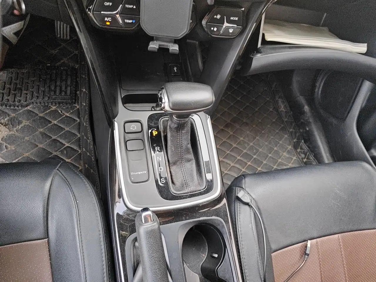 GAC Trumpchi GS4 2018 200T G-DCT Two-Wheel Drive Comfort Edition — миниатюра 11