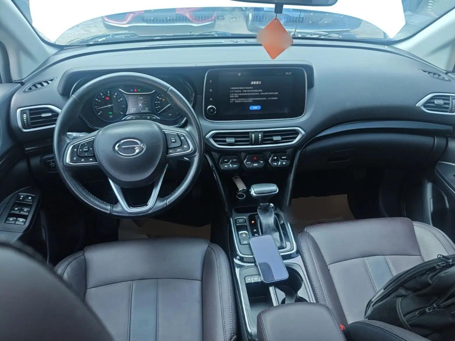 GAC Trumpchi GS4 2019 270T Automatic Two-Wheel Drive Luxury Smart Connectivity Model — миниатюра 12