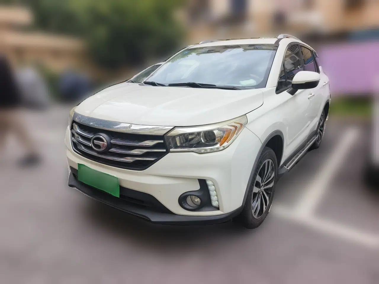 GAC Trumpchi GS4 2016 235T G-DCT Luxury Edition — миниатюра 1