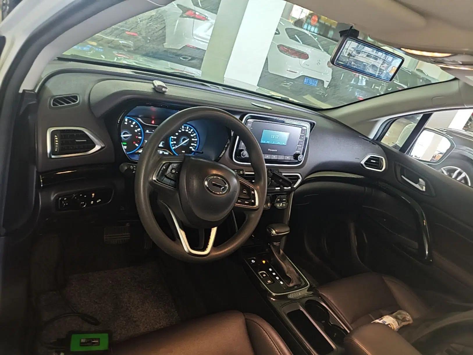 GAC Trumpchi GS4 2019 270T Automatic Two-Wheel Drive Elite Edition — миниатюра 17