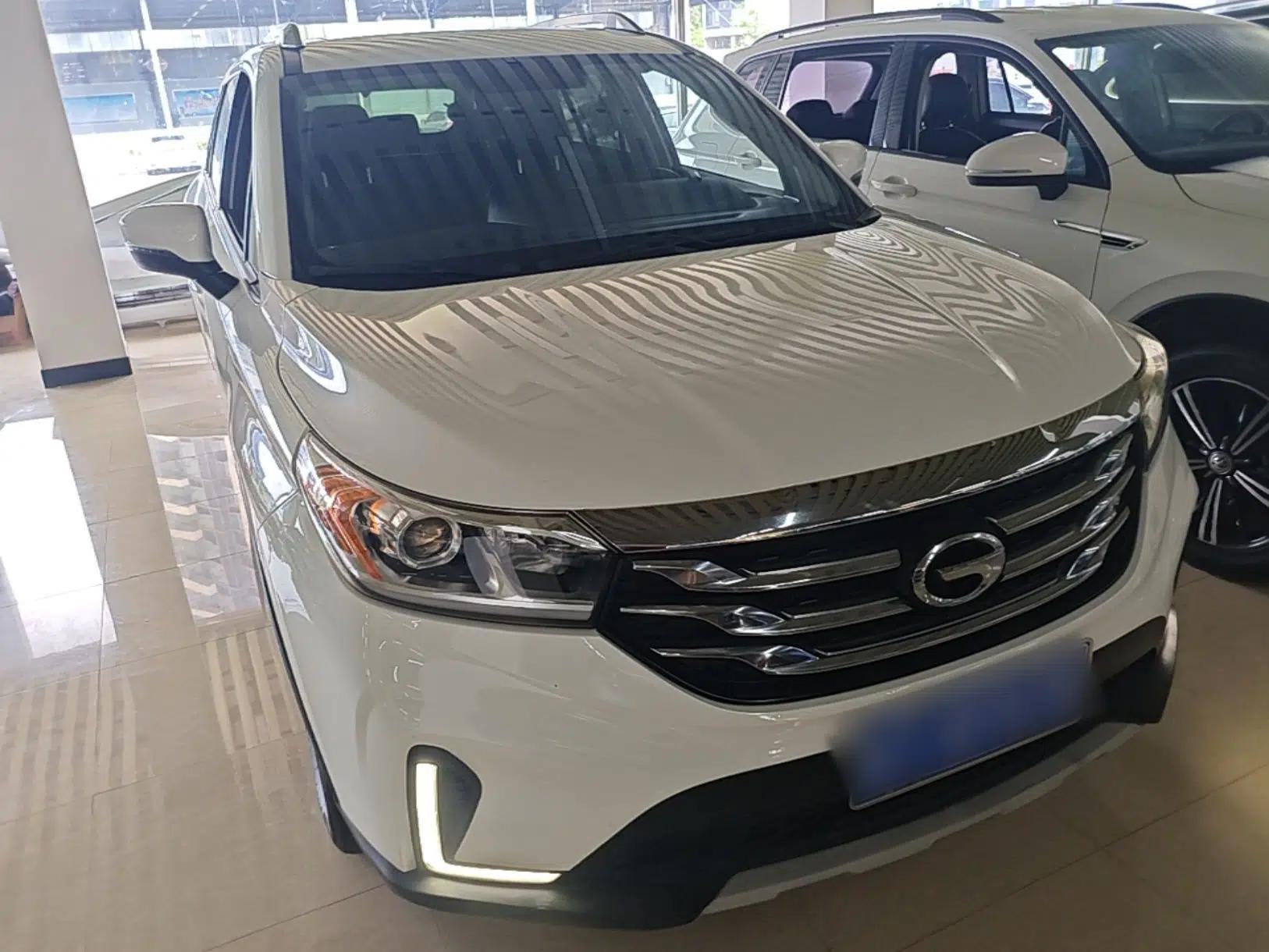 GAC Trumpchi GS4 2019 270T Automatic Two-Wheel Drive Elite Edition — миниатюра 3