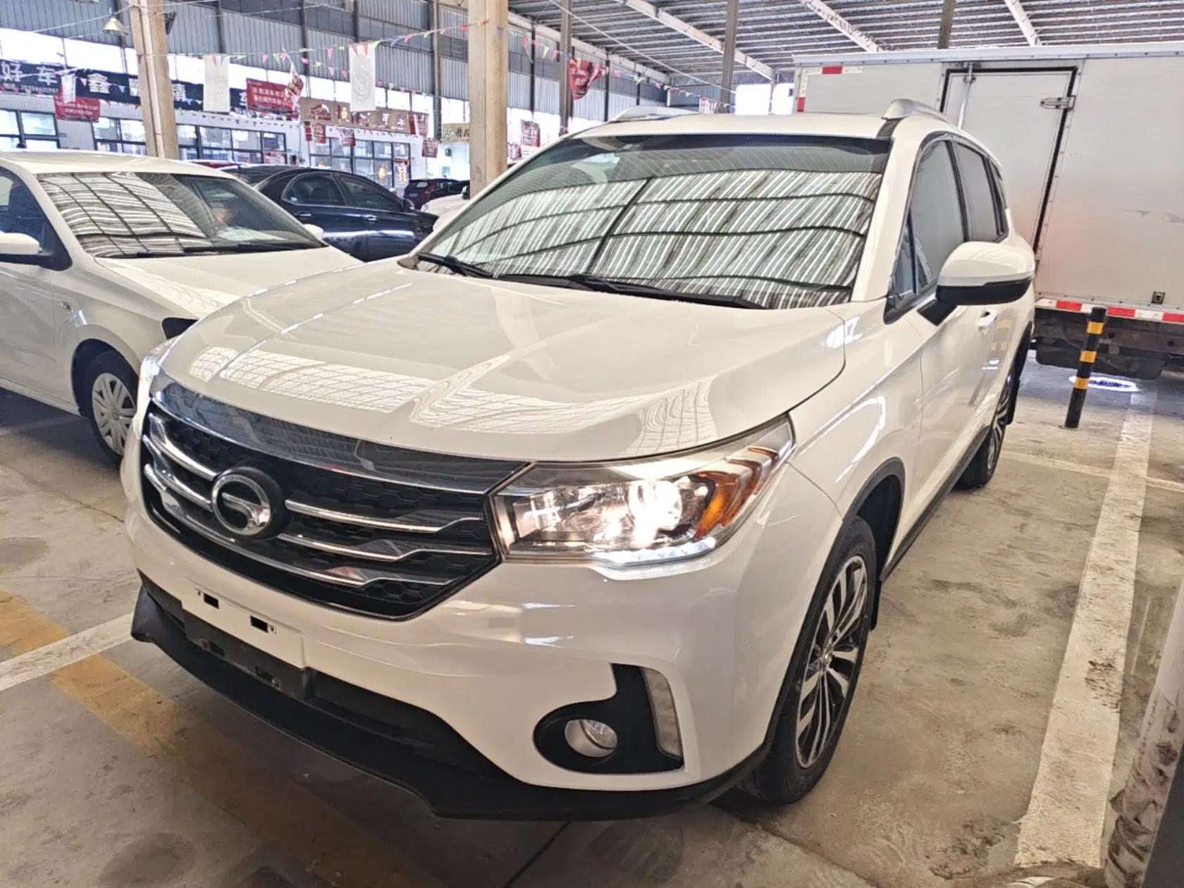GAC Trumpchi GS4 2015 200T G-DCT Luxury Edition — миниатюра 1