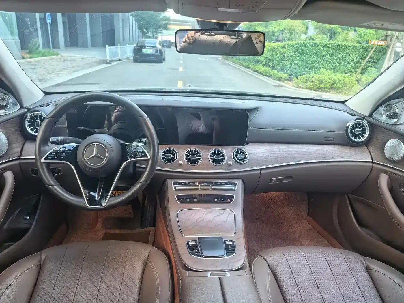 Mercedes-Benz E-Class 2023 E 300 L Luxury — миниатюра 13
