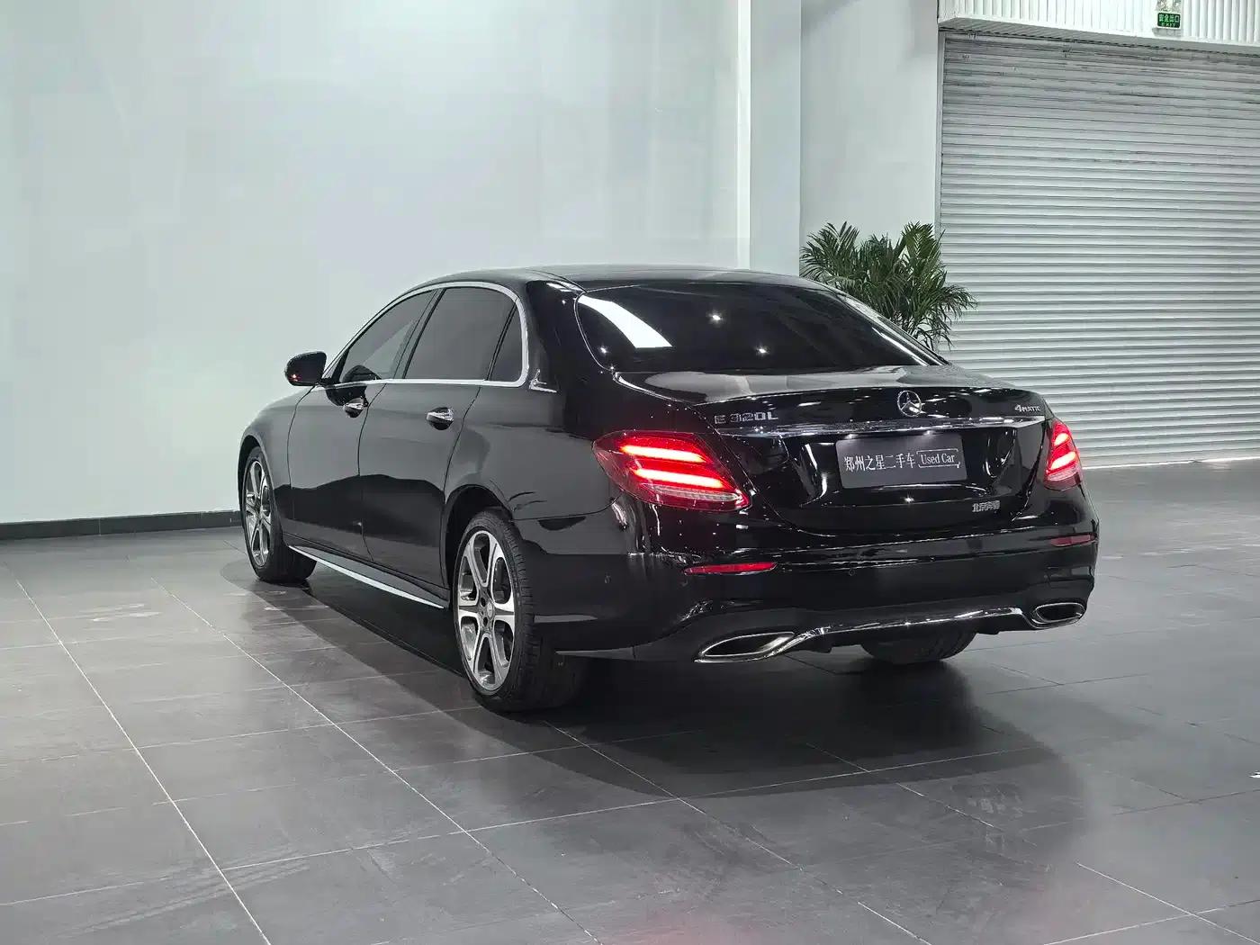 2017 Mercedes-Benz E-Class E 320 L Sport 4MATIC — миниатюра 15