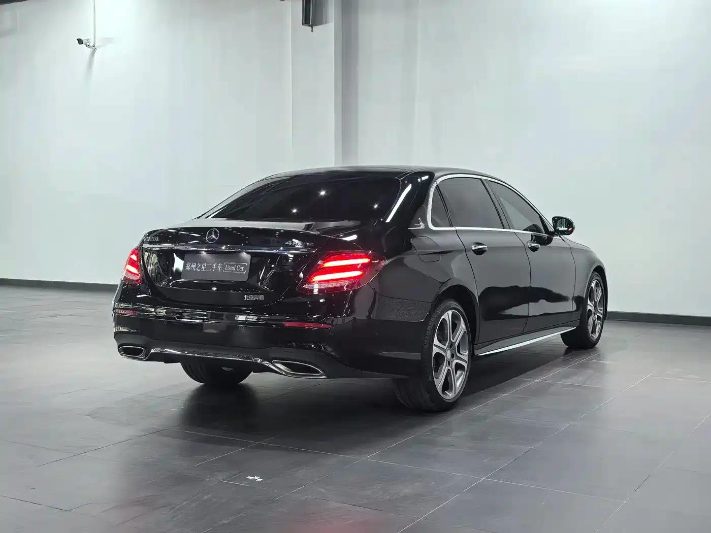 2017 Mercedes-Benz E-Class E 320 L Sport 4MATIC — миниатюра 16