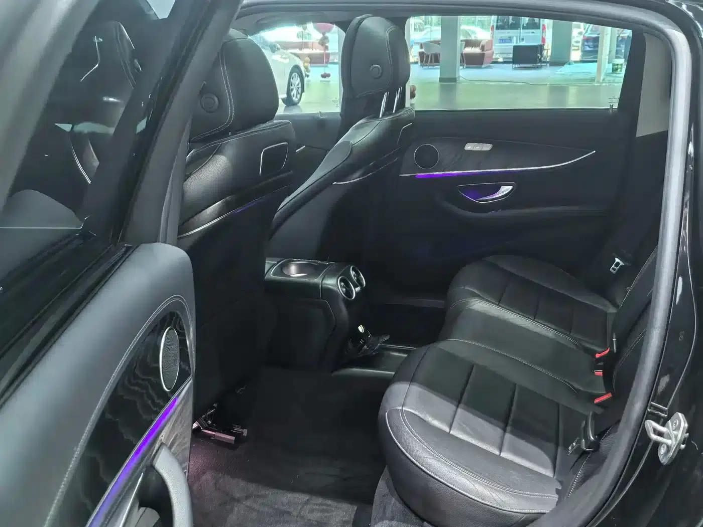 2017 Mercedes-Benz E-Class E 320 L Sport 4MATIC — миниатюра 9
