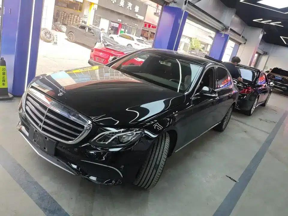 Mercedes-Benz E-Class 2019 Facelift E 300 L Fashion Model — миниатюра 1