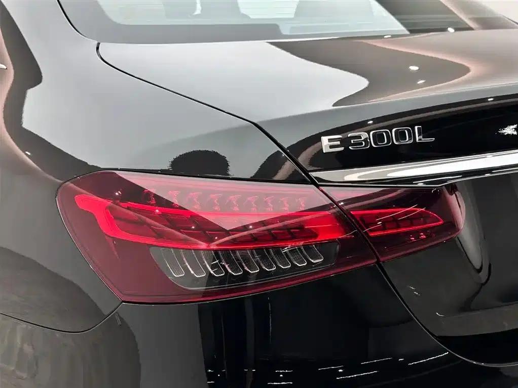 Mercedes-Benz E-Class 2023 E 300 L Sport Luxury — миниатюра 19