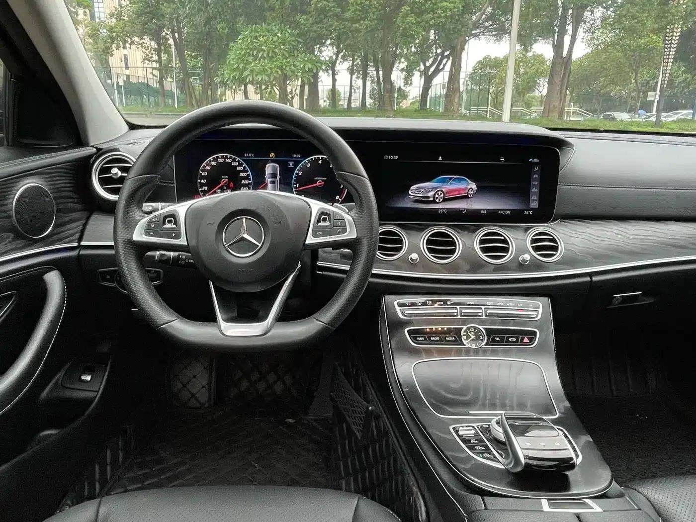 Mercedes-Benz E-Class 2018 Facelift E 300 L Sport Style — миниатюра 19