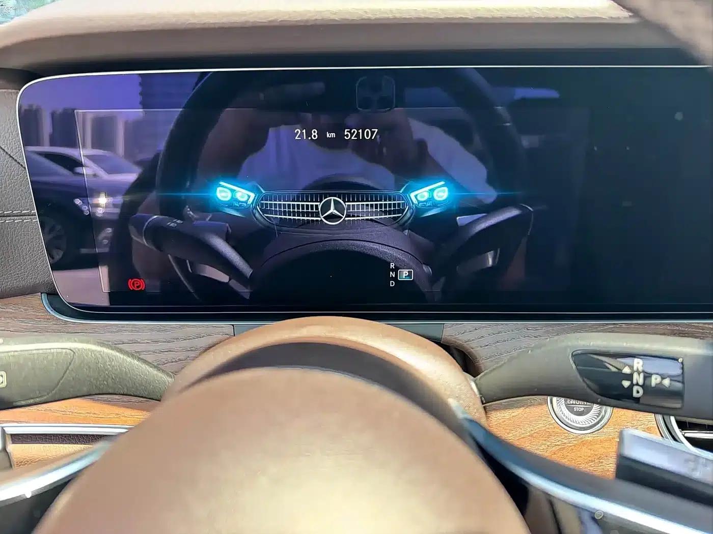 2022 Mercedes-Benz E-Class E 260 L — миниатюра 9