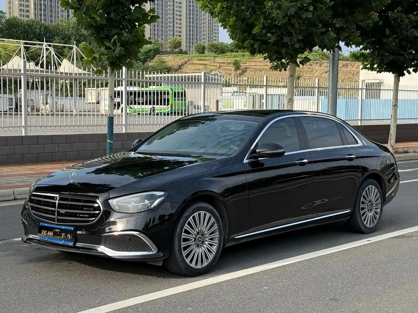 Mercedes-Benz E-Class 2021 E 300 L Fashion Edition — миниатюра 1