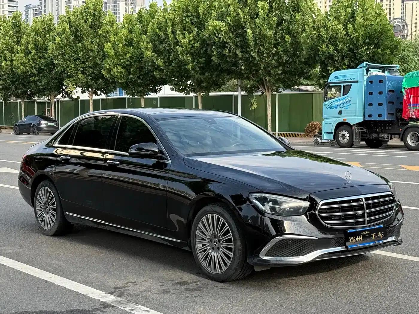 Mercedes-Benz E-Class 2021 E 300 L Fashion Edition — миниатюра 3