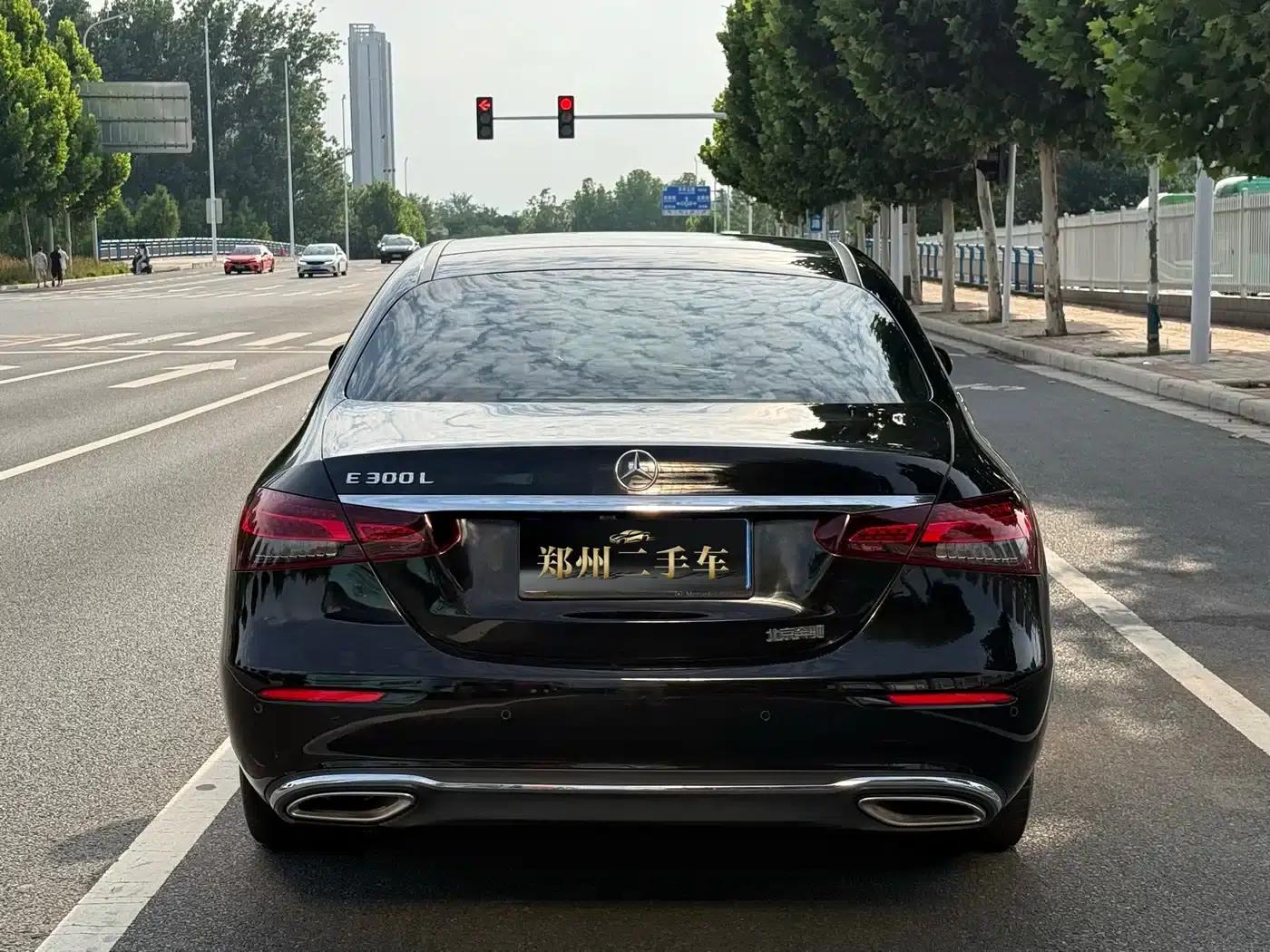 Mercedes-Benz E-Class 2021 E 300 L Fashion Edition — миниатюра 8