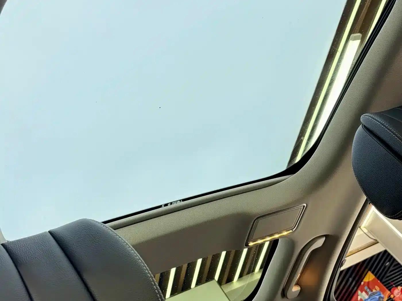 2018 Mercedes-Benz E-Class E 300 L Sport Luxury — миниатюра 15