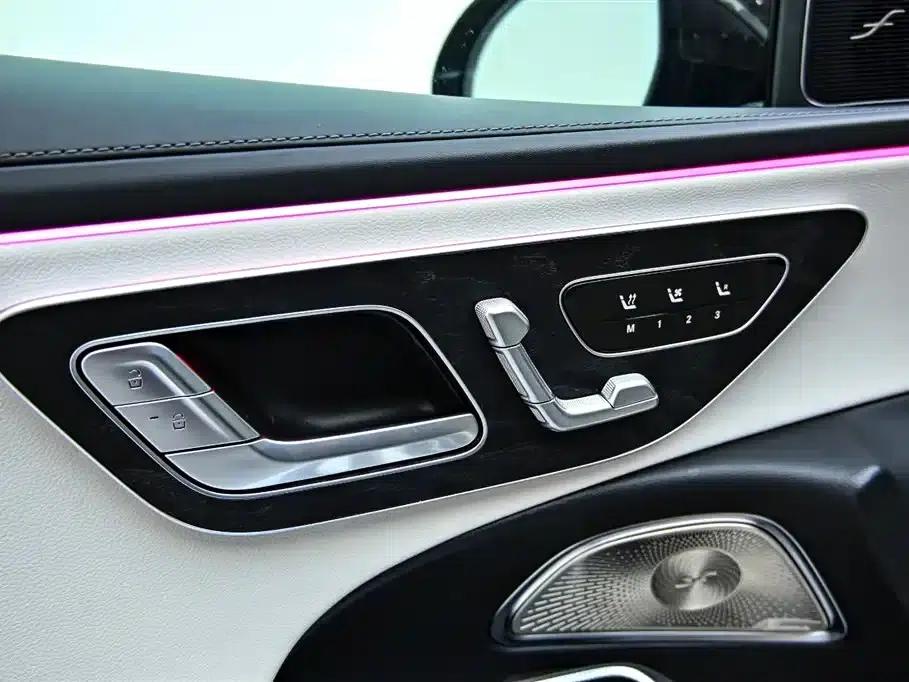 2024 Mercedes-Benz E-Class E 300 L Luxury — миниатюра 26