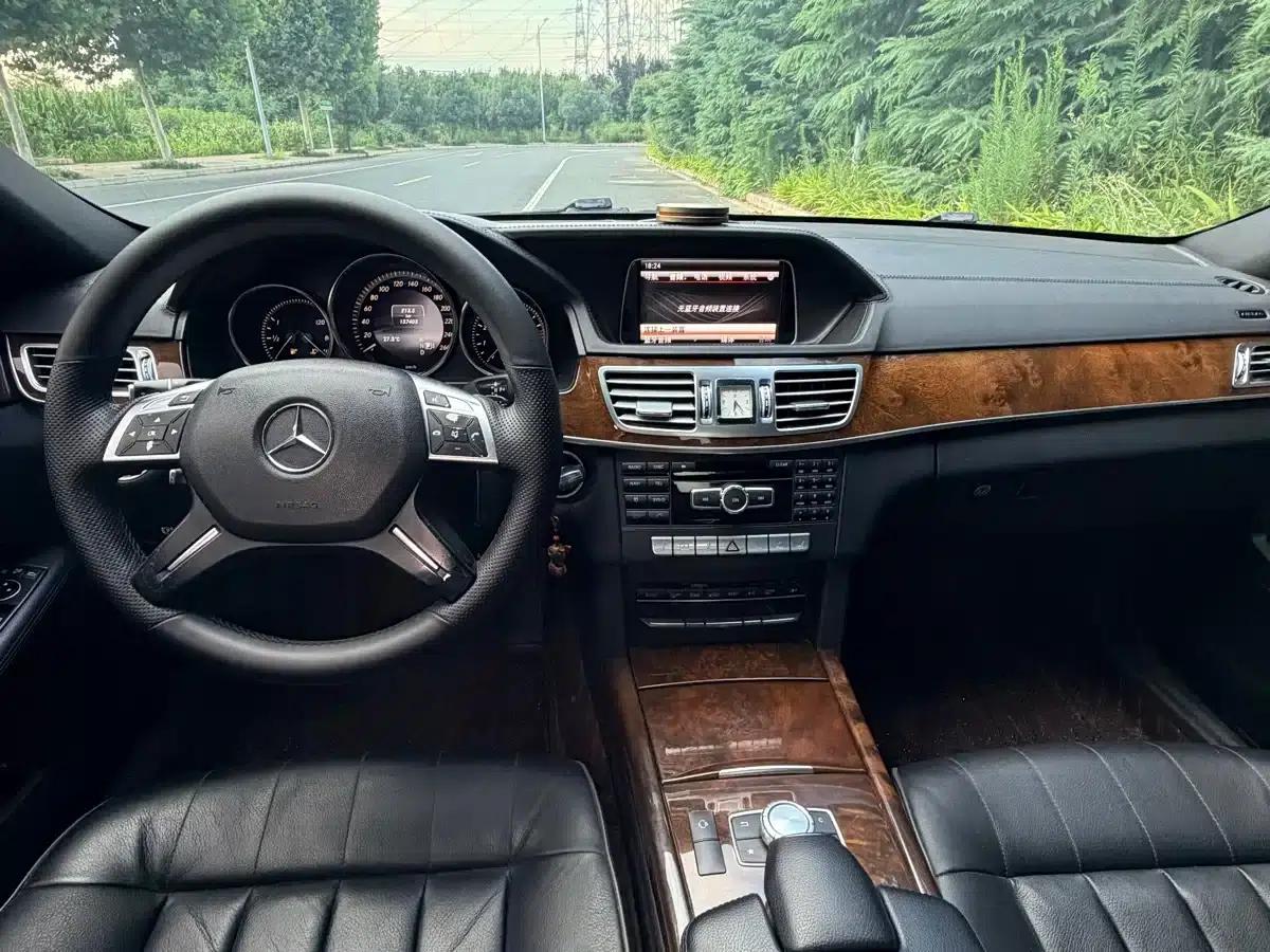 2015 Mercedes-Benz E-Class E 320 L — миниатюра 11