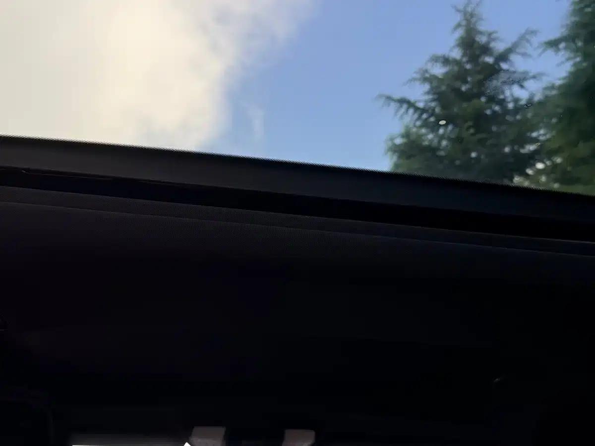 2015 Mercedes-Benz E-Class E 320 L — миниатюра 13
