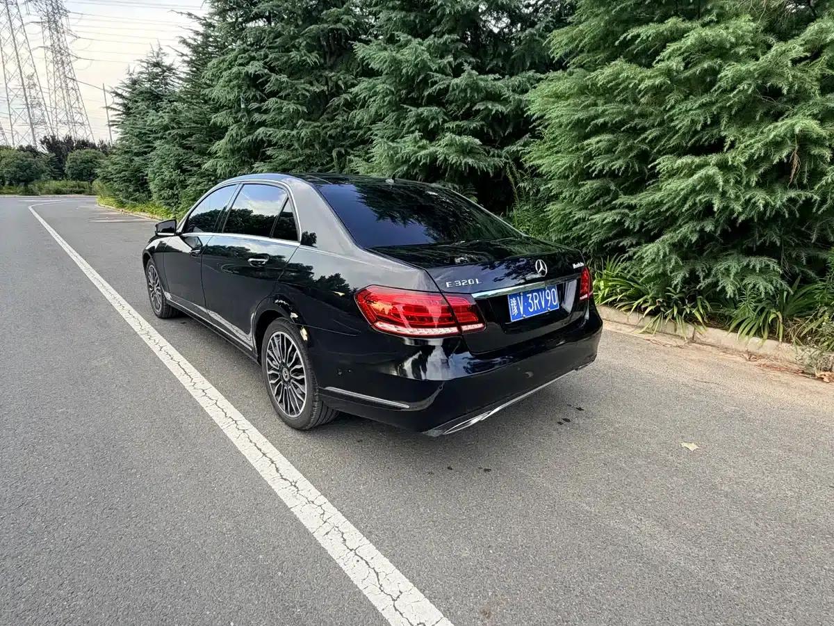 2015 Mercedes-Benz E-Class E 320 L — миниатюра 5