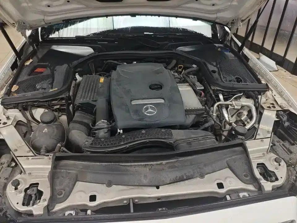 Mercedes-Benz E-Class 2018 Facelift E 200 L Sport — миниатюра 11