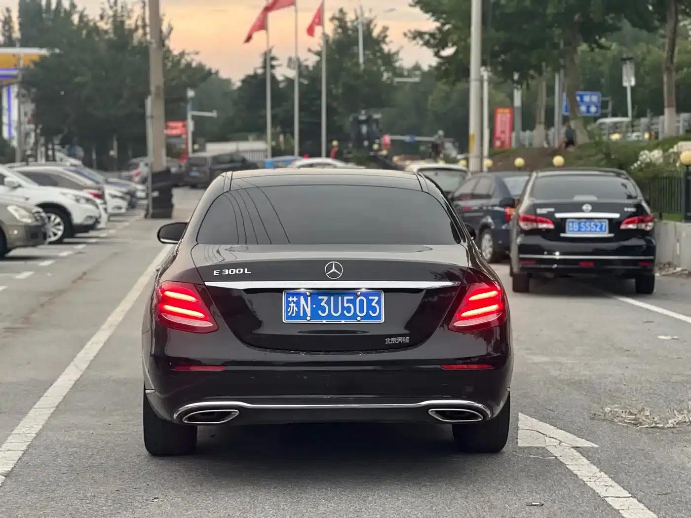 2019 Mercedes-Benz E-Class E 300 L Luxury — миниатюра 5