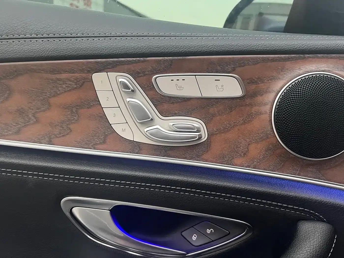 2019 Mercedes-Benz E-Class E 300 L Luxury — миниатюра 10