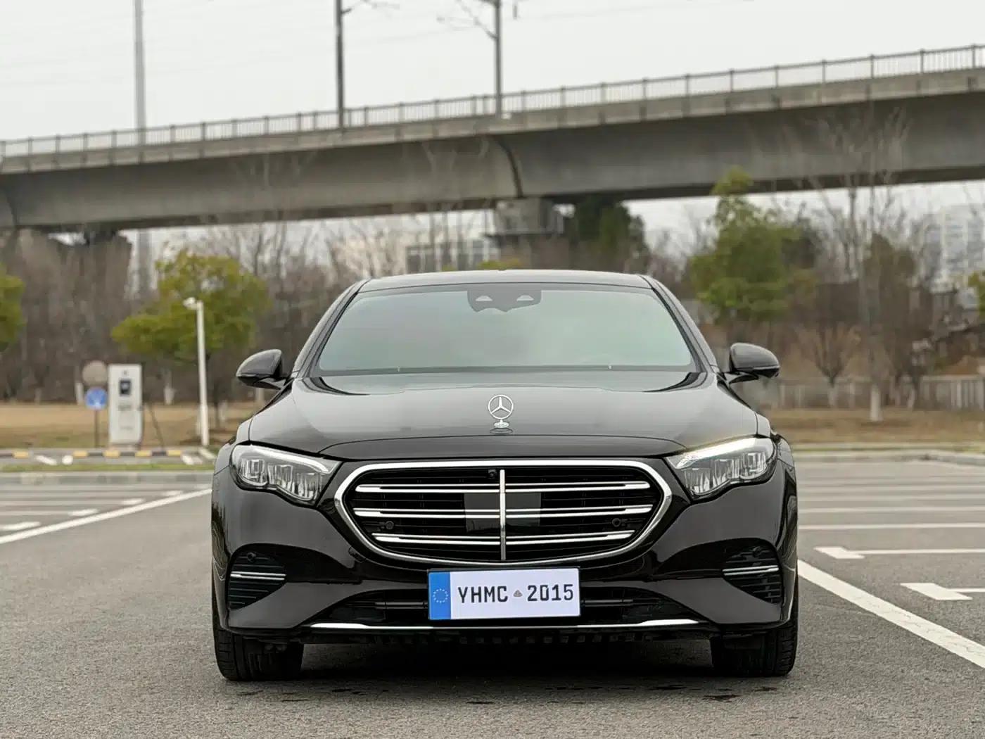 Mercedes-Benz E-Class 2024 E 300 L Fashion Edition — миниатюра 2