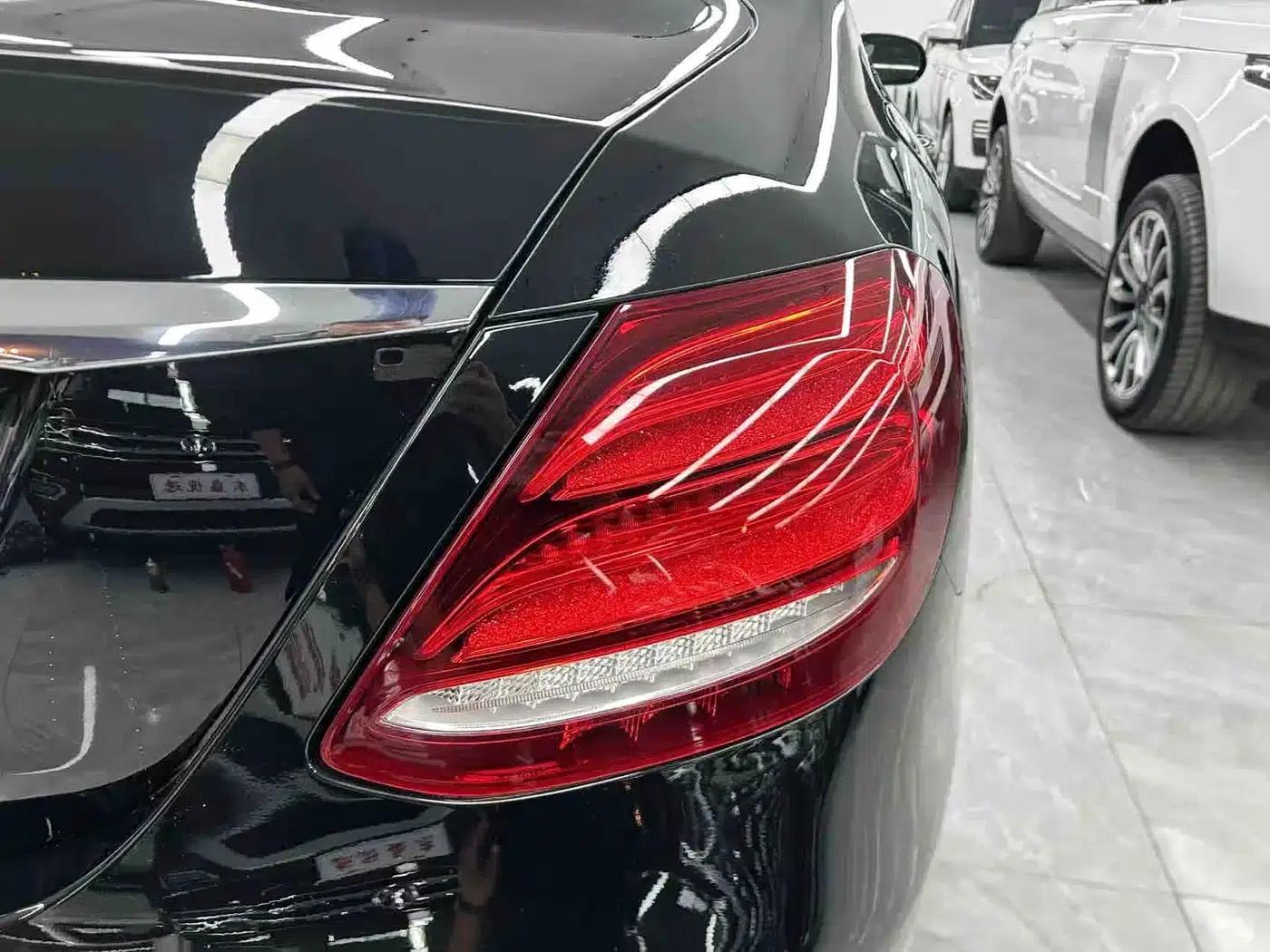 2018 Mercedes-Benz E-Class E 200 Sport 4MATIC — миниатюра 21