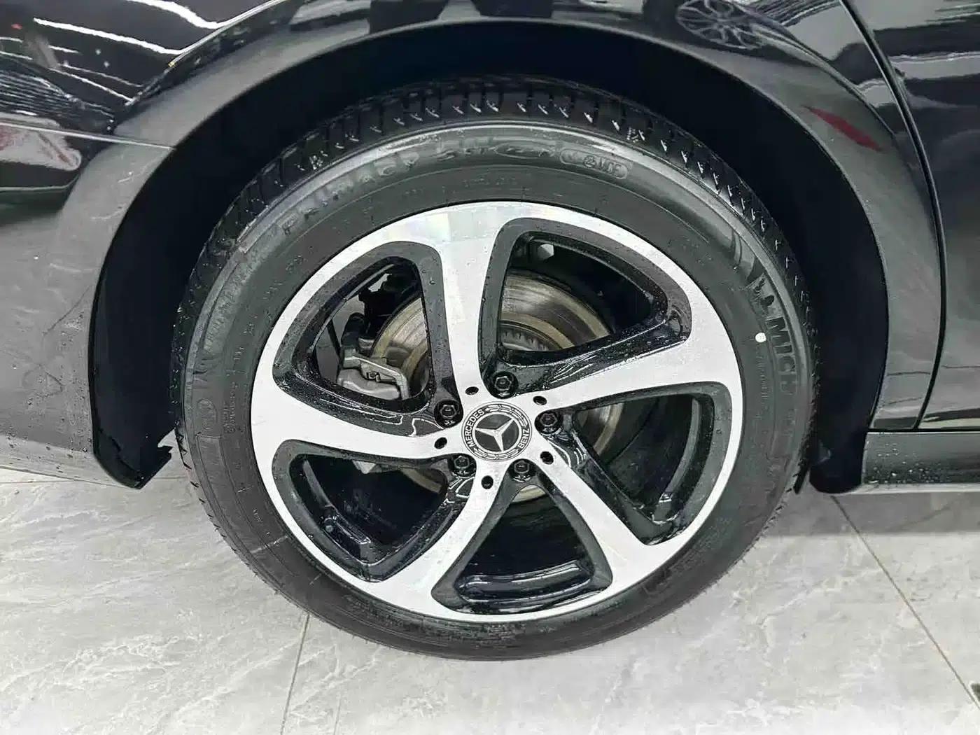 2018 Mercedes-Benz E-Class E 200 Sport 4MATIC — миниатюра 22