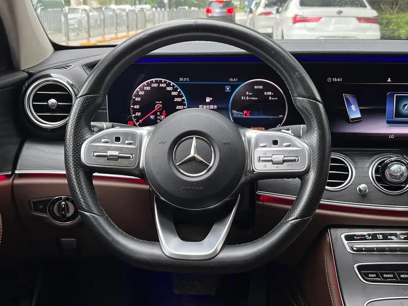 Mercedes-Benz E-Class 2020 E 300 L Sport Style — миниатюра 12