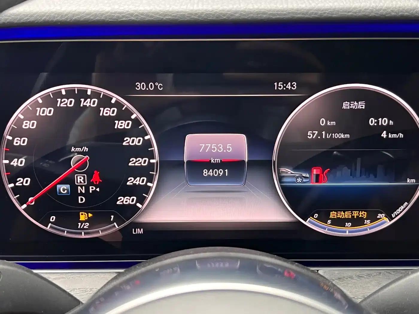 Mercedes-Benz E-Class 2020 E 300 L Sport Style — миниатюра 14