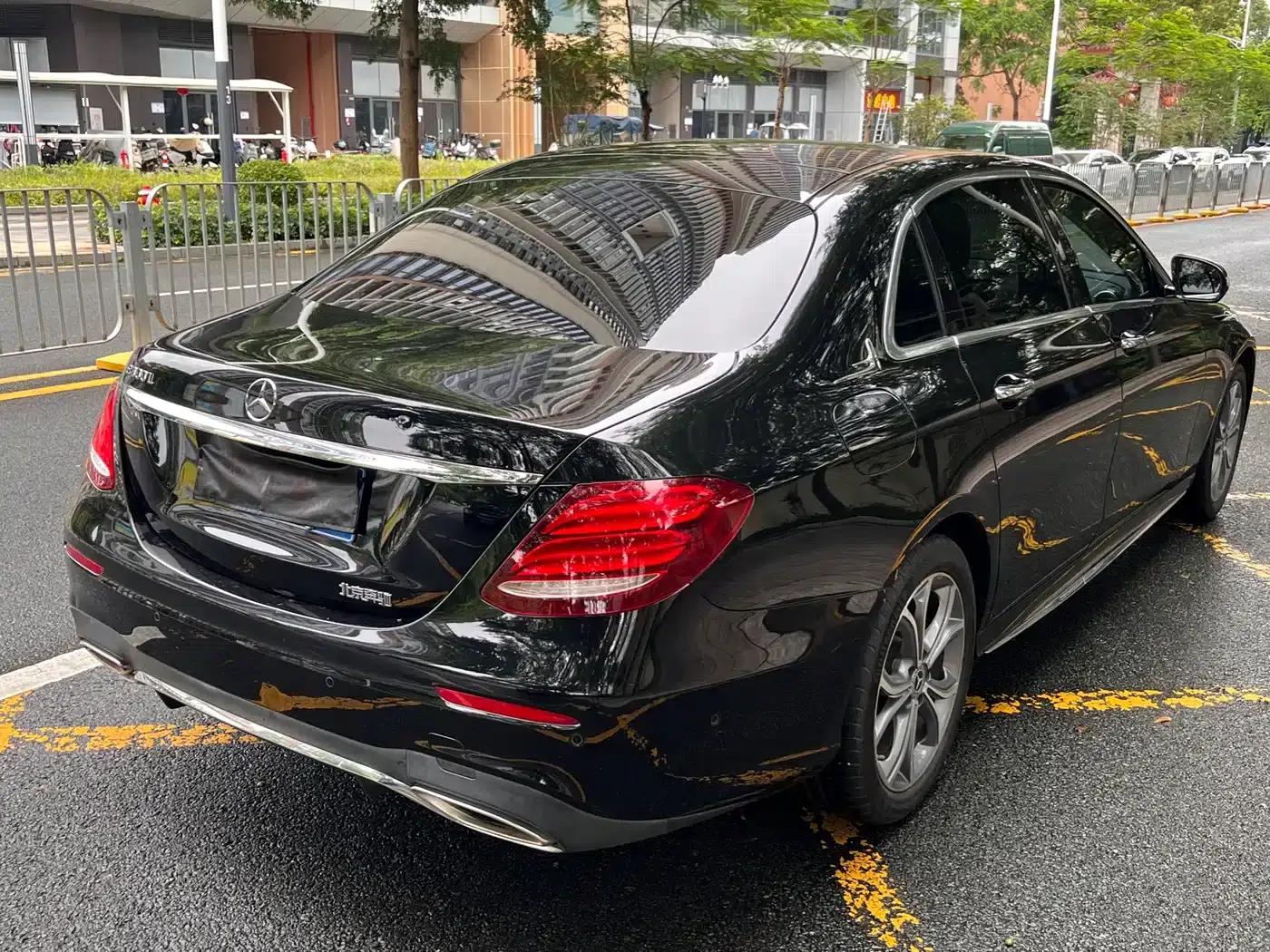 Mercedes-Benz E-Class 2020 E 300 L Sport Style — миниатюра 18