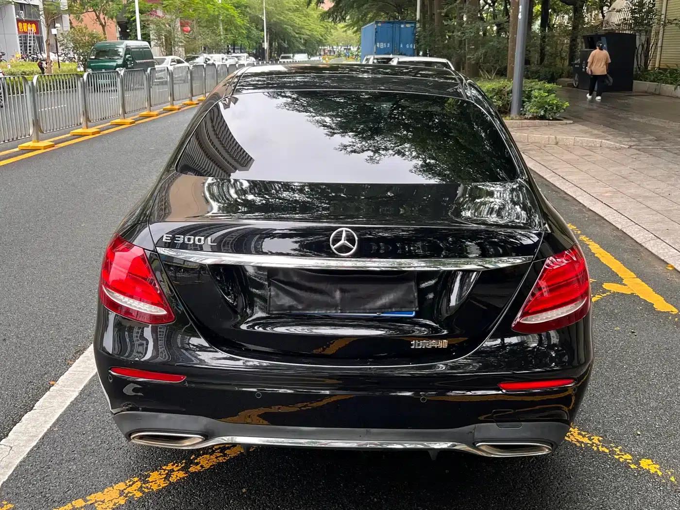 Mercedes-Benz E-Class 2020 E 300 L Sport Style — миниатюра 19