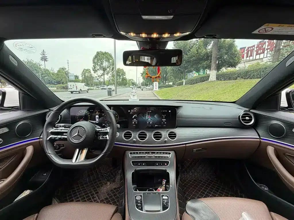 Mercedes-Benz E-Class 2022 E 300 L Sport Style — миниатюра 11