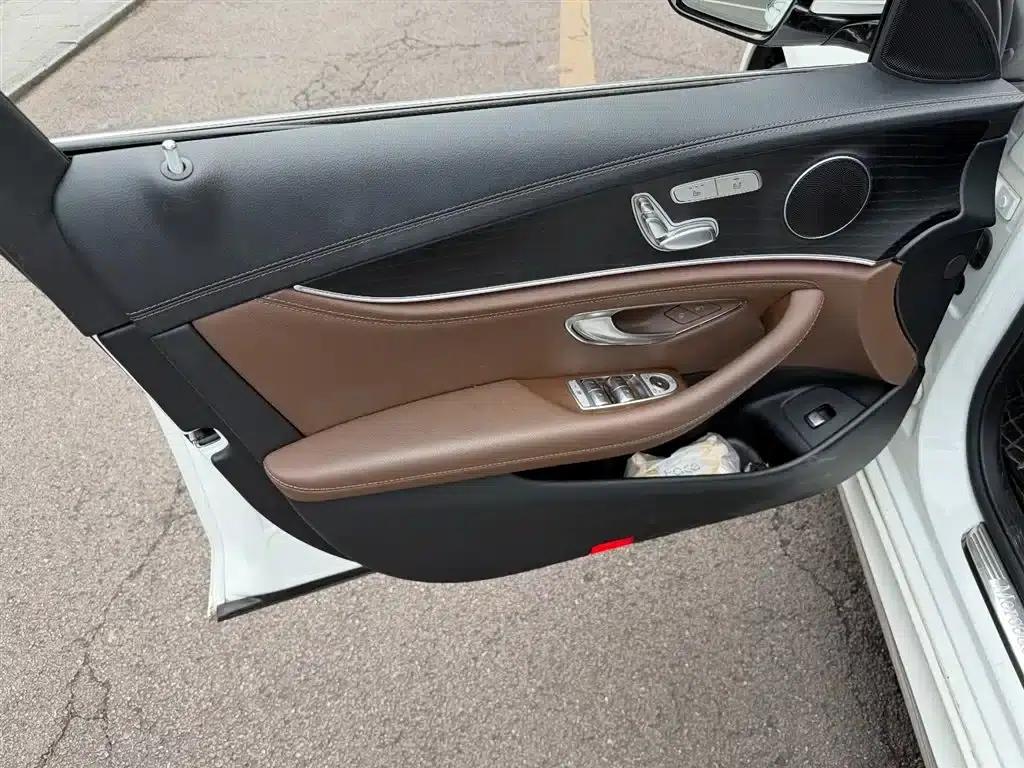 Mercedes-Benz E-Class 2022 E 300 L Sport Style — миниатюра 6