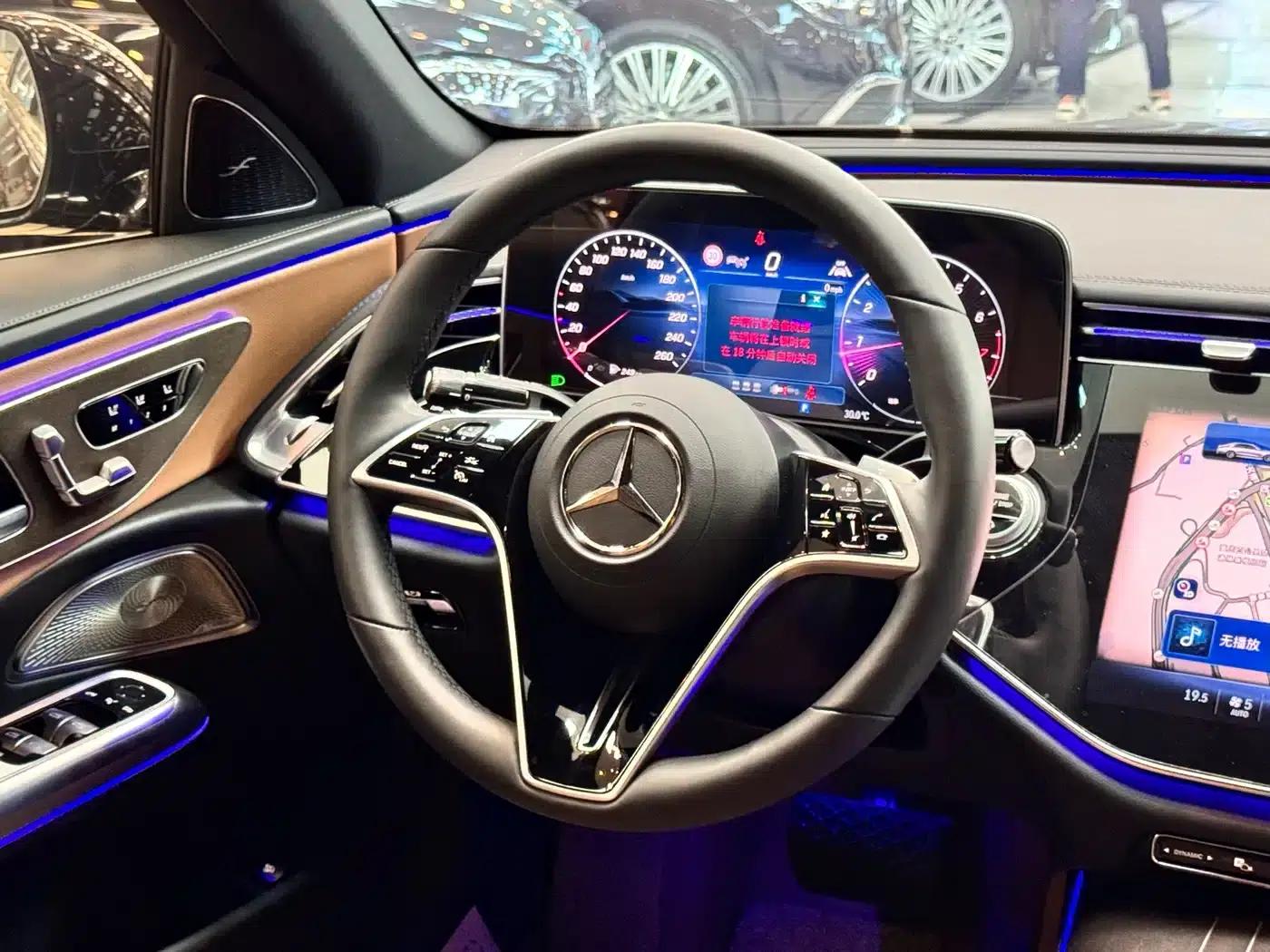 2024 Mercedes-Benz E-Class E 300 L Luxury — миниатюра 14
