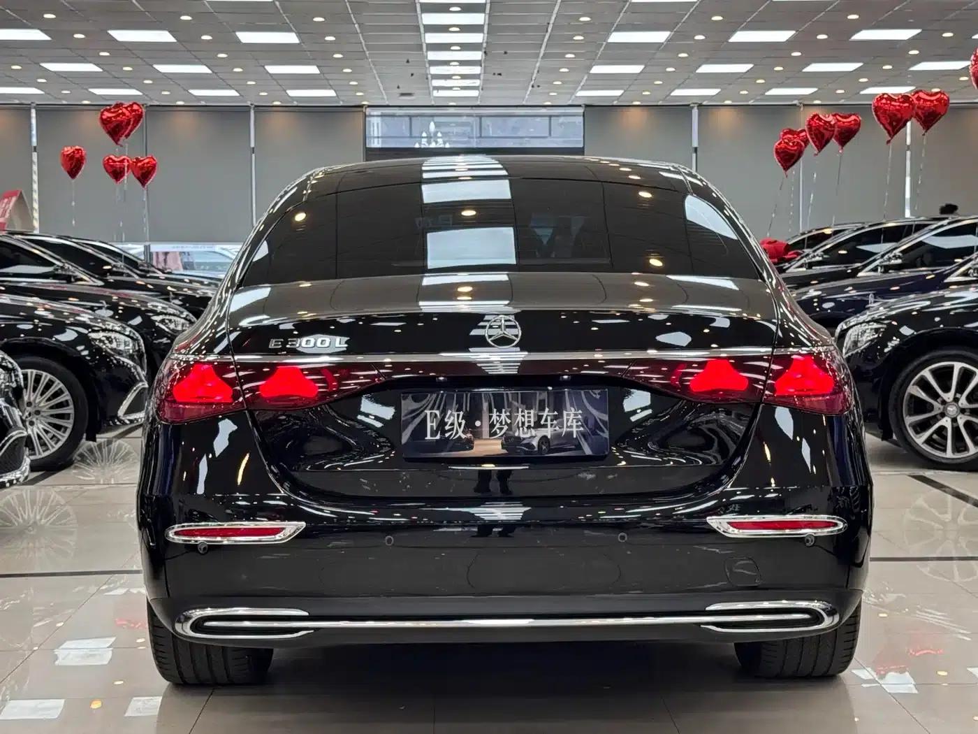 2024 Mercedes-Benz E-Class E 300 L Luxury — миниатюра 5